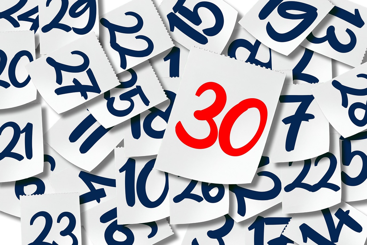 découvrez tout ce qu'il faut savoir sur les contrats de travail : définition, types de contrats, obligations légales, rédaction et conseils pour employeurs et salariés.