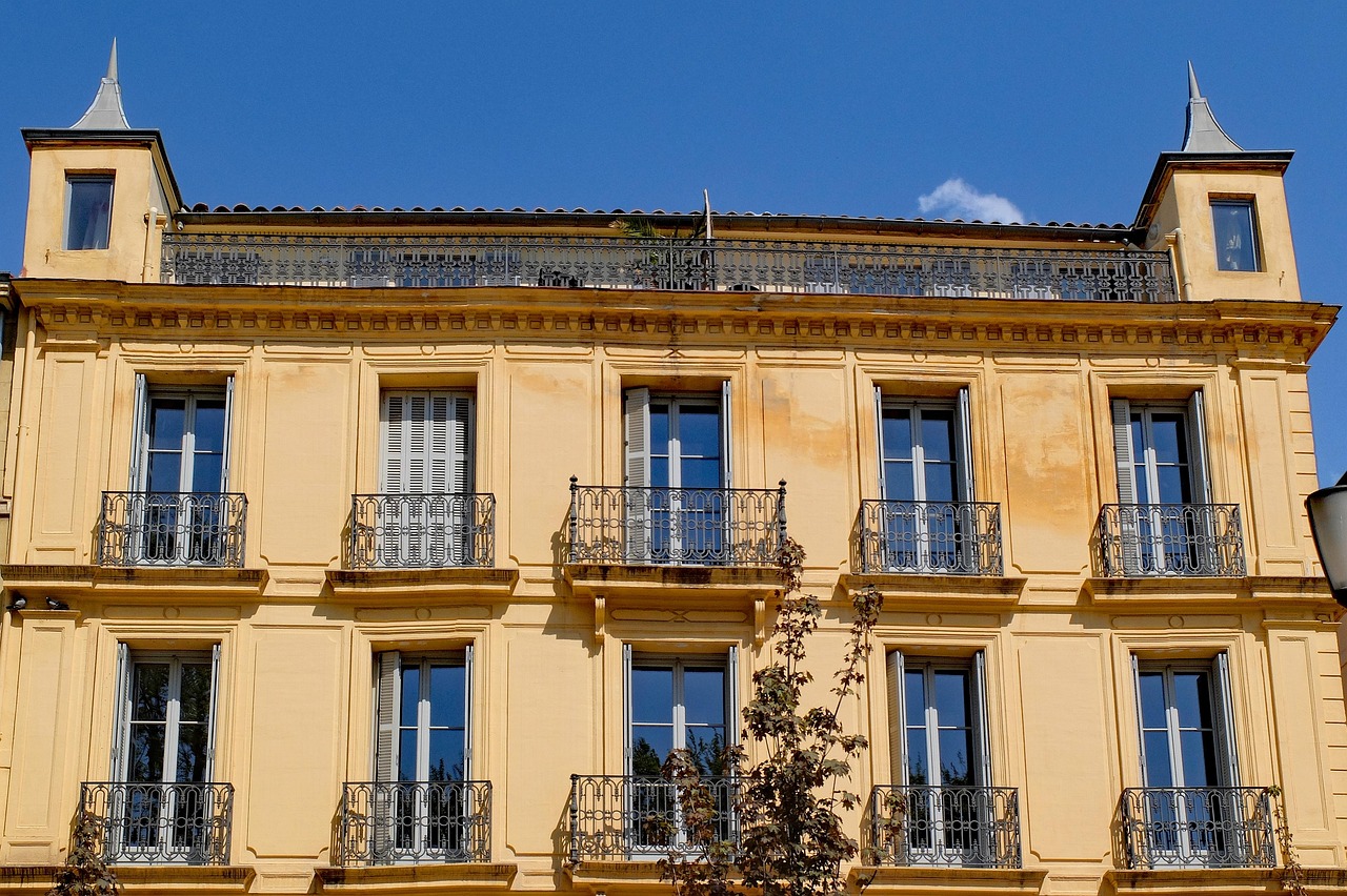 découvrez nos formations commerciales à aix-en-provence pour développer vos compétences en vente et booster votre carrière. inscrivez-vous dès aujourd'hui !